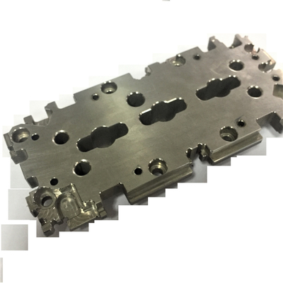 S50CH13 718 Części do frezowania CNC SKD61 Aluminiowa usługa frezowania CNC Rdzeń Wnęka rdzenia formy
